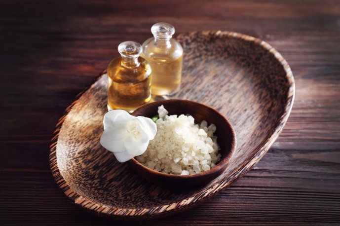 масло или крем для массажа